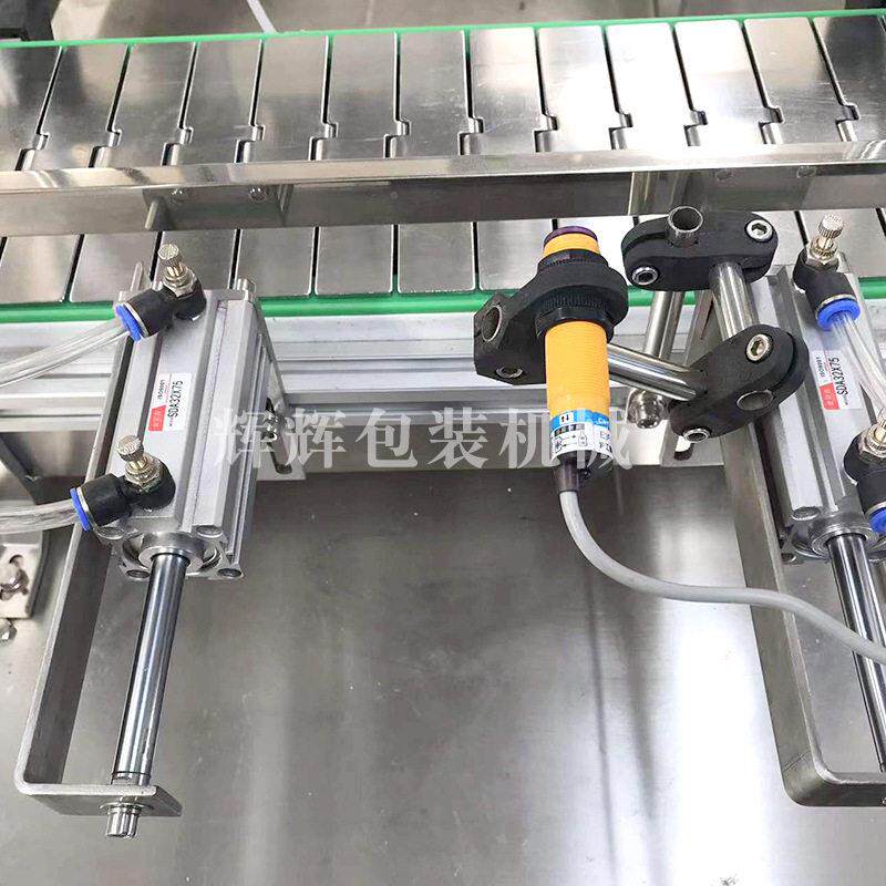 车净用尿素封口 辉辉包装纯水封口机旋盖设备防冻液封口机机自动