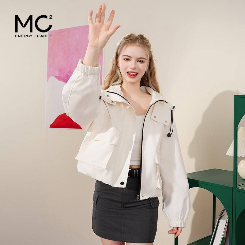 mc2连帽封闭拉链大口袋短款外套女装春季新款超百搭米白色