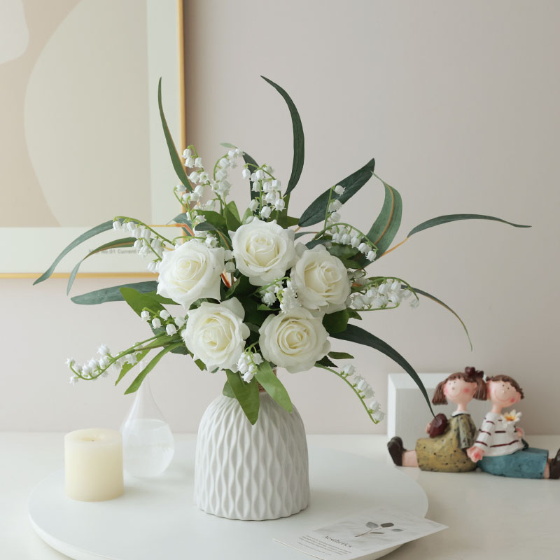小清新铃兰花仿真花桌面摆设风铃草假花摆件白玫瑰手捧花干花花束