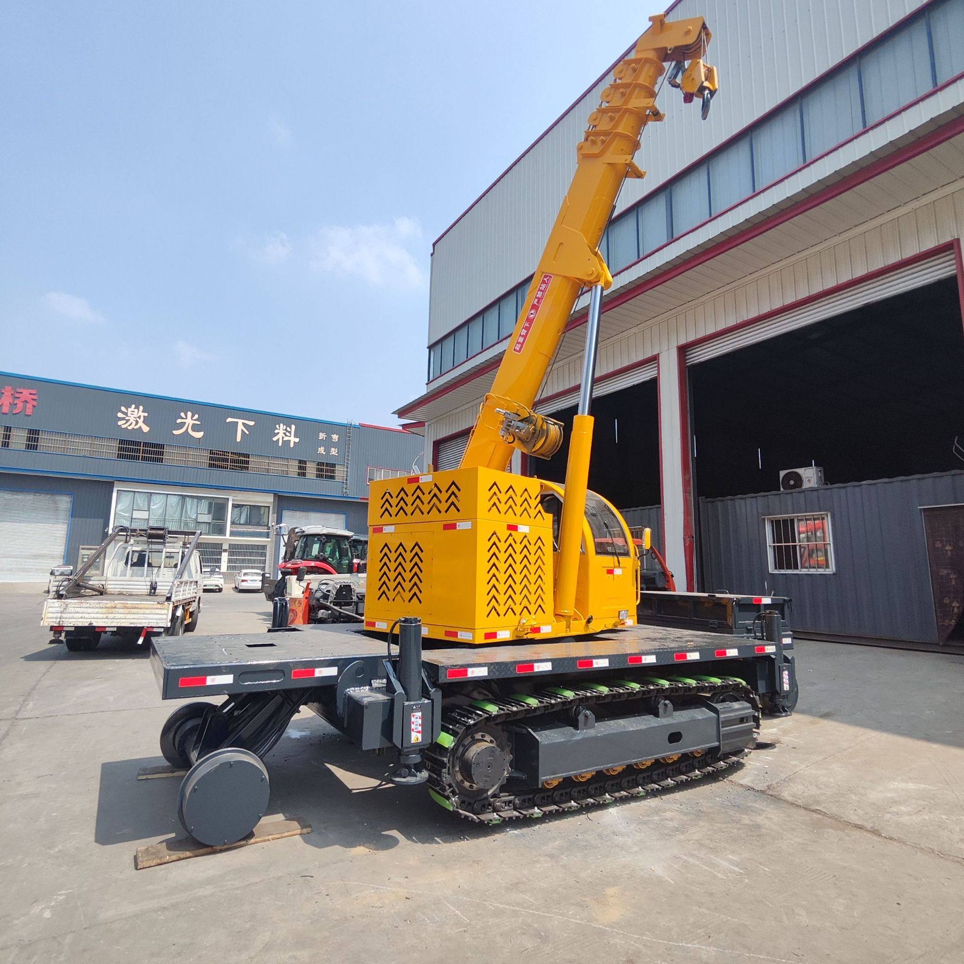 5-9t履带随车吊厂家全地形履带运输吊车山地果园液压履带吊起重机,五金/工具,其他起重工具,淘宝优惠券,粉丝福利购,淘宝优惠卷