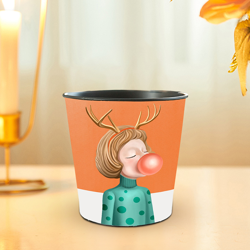 创意桌面垃圾桶卡通可爱轻奢桌上卫生桶家用厨房台面卧室床头纸篓