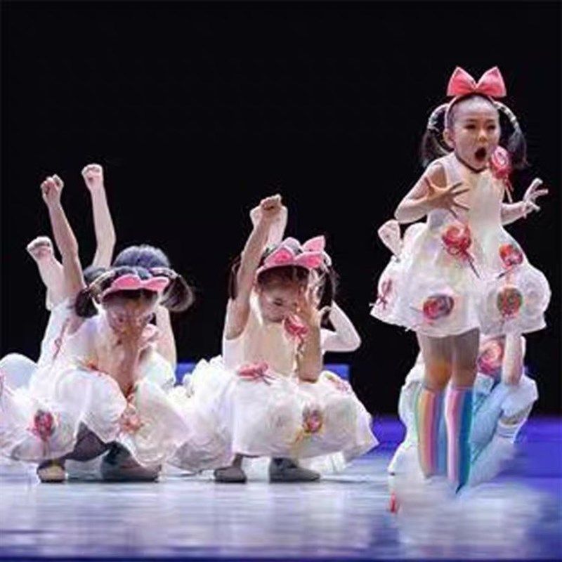六一儿童彩虹棒棒糖演出服幼儿园舞蹈服我勇敢公主蓬蓬裙表演服装