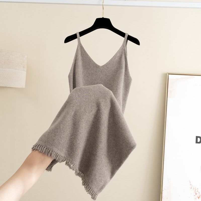 V领针织吊带背心连衣裙女2024秋冬新款中长款修身内搭打底毛衣裙