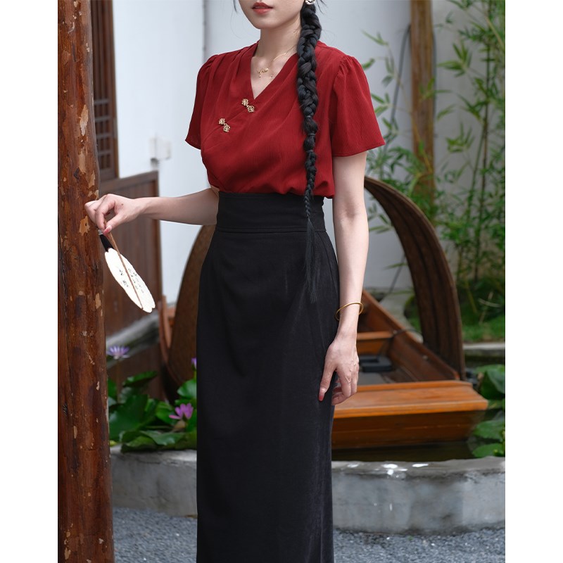 鹿与玫瑰新中式短袖衬衫国风红色上衣女士气质复古高腰半身裙套装