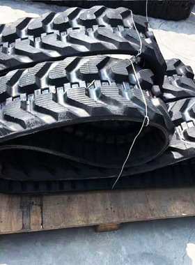 厂家定制直销橡胶履带挖掘机配件电动履带叉车PC28UU橡胶履带底盘