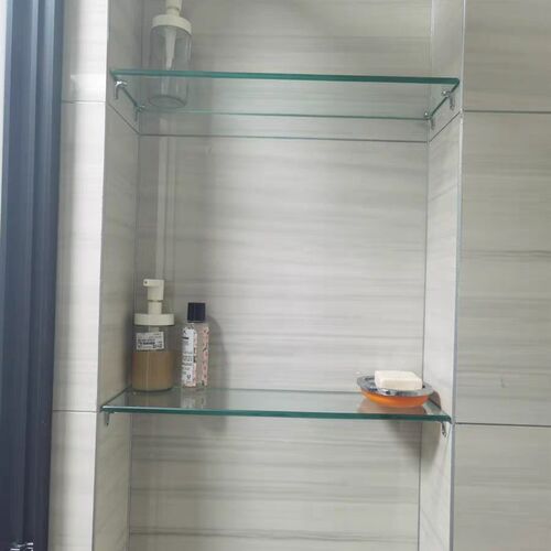 定制钢化玻璃隔板酒柜玻璃隔板