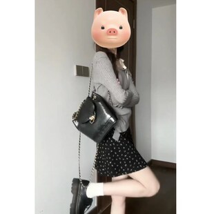 bm甜美黑色碎花半身裙女春季2024新款复古小个子高腰显瘦a字短裙