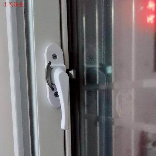 加厚月牙锁塑钢窗锁扣月牙锁铝合金推拉门窗锁扣老式平移门窗钩.