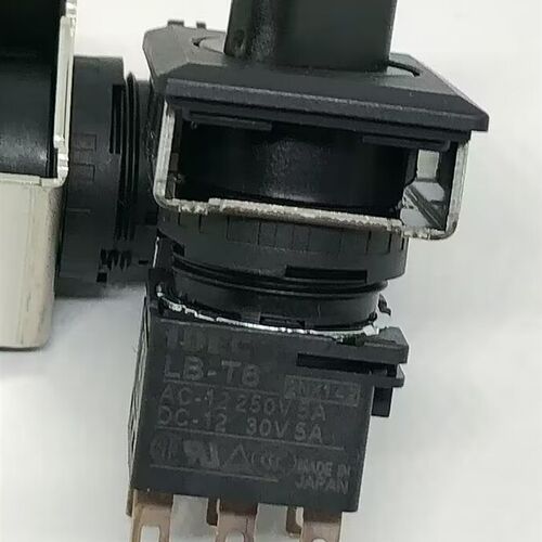IDEC和泉LB8Z-1T04 24V蜂鸣器LB-T00   LB8S-2T6旋转开关LB-T6