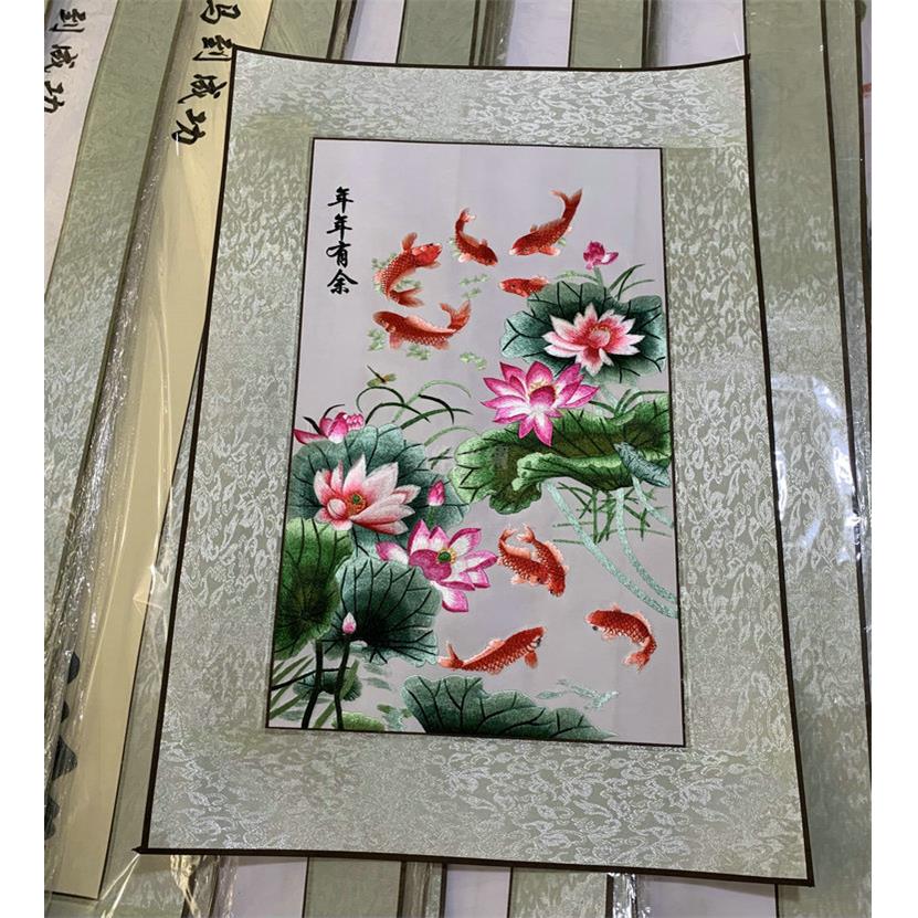 真丝刺绣苏绣鸳鸯戏水荷花装饰画现代挂画卧室壁画玄关画婚庆礼品图片