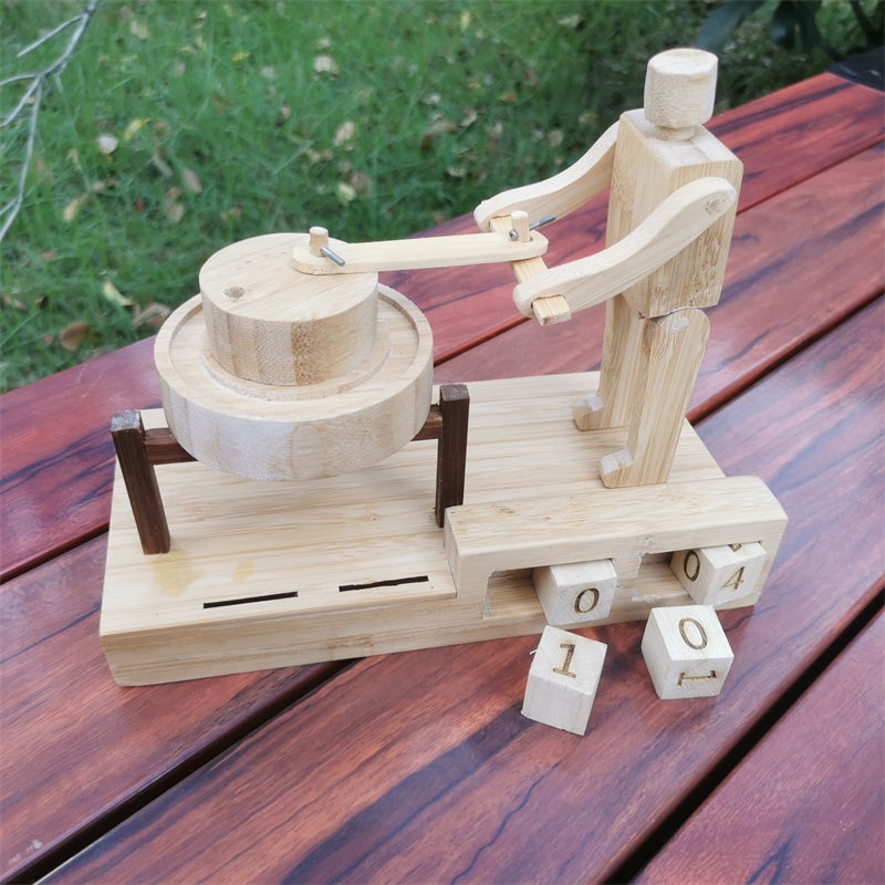 木质日历推磨的木头人高档装饰品酒柜玄关书桌办公室家居客厅摆件