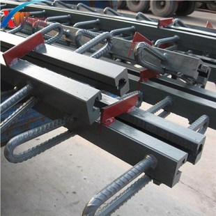 公路桥梁伸缩缝GQF C40D80EF60RG160型伸缩缝异性伸缩缝梳齿板