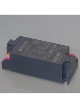 LED灯控制器装置 XITANIUM 32W 0.7A 46V恒流驱动电源