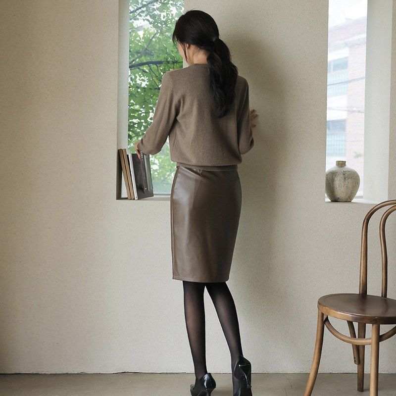 皮裙半身裙女2024新款春夏棕色包臀裙开叉裙子春秋黑高腰中裙短裙,女装/女士精品,半身裙,淘宝优惠券,粉丝福利购,淘宝优惠卷