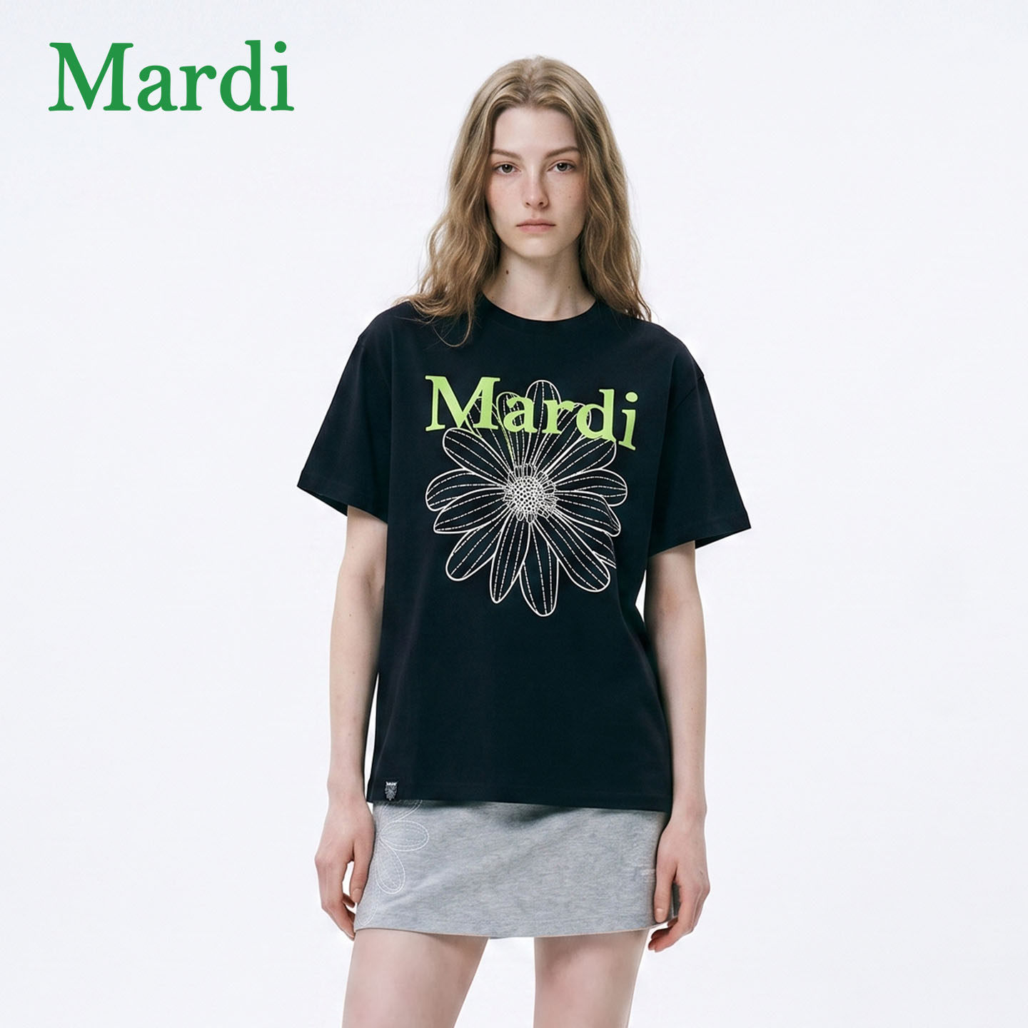 MARDI官方正品2026夏季新款女装小雏菊渐变字母时尚短袖T恤上衣