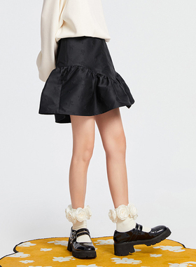 鸟撤柜正品剪牌 设计感短裙A370