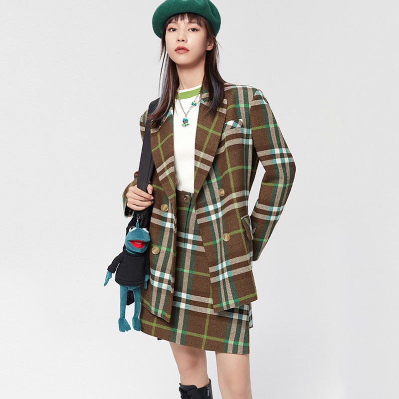 双排扣气质单西格纹西装鸟撤柜