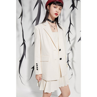 鸟撒柜清仓折扣剪牌女装 L099 西装 休闲女士单西外套纯色合作款