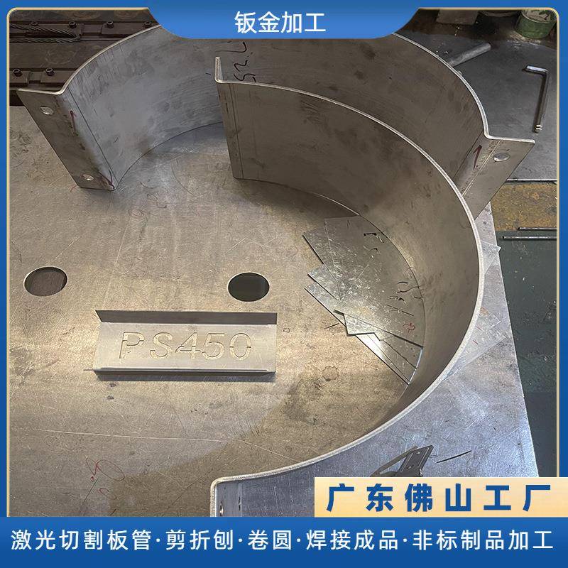 不锈钢管托管道固定支架卡箍镀锌管夹U型电缆加固抱紧箍折弯加工