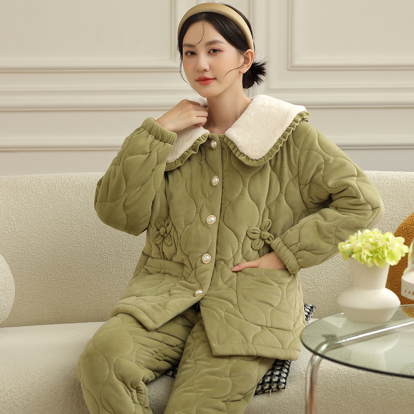 舒适三层夹棉保暖两件套居家服