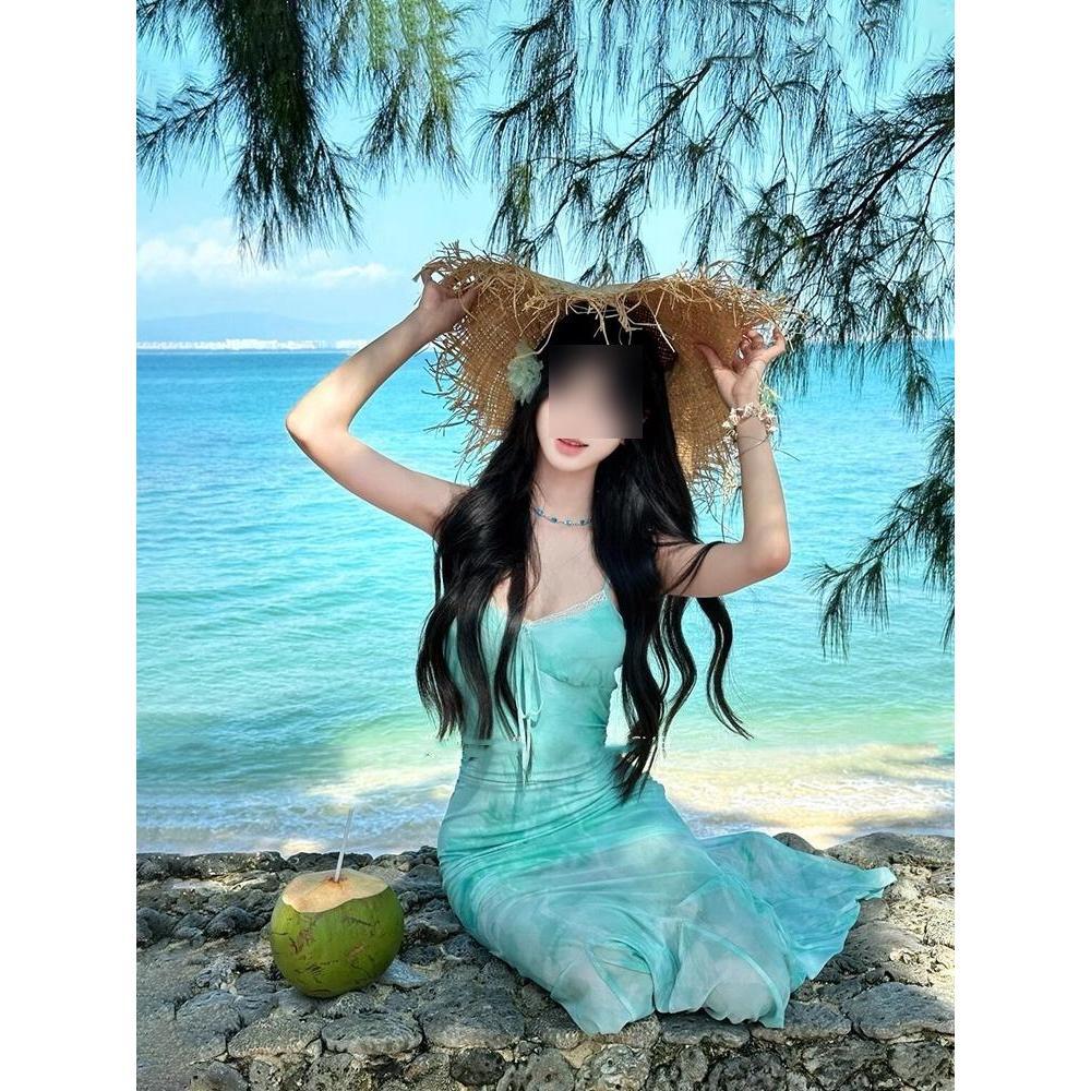 法式绿色印花吊带连衣裙