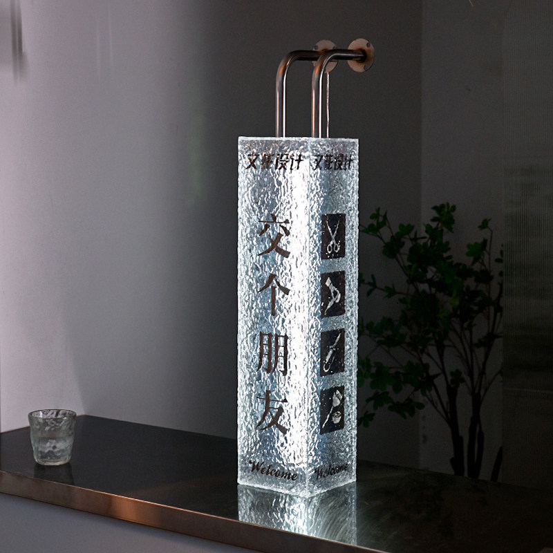 石头纹灯箱定制 个性L型侧招设计 吸引客流的广告牌