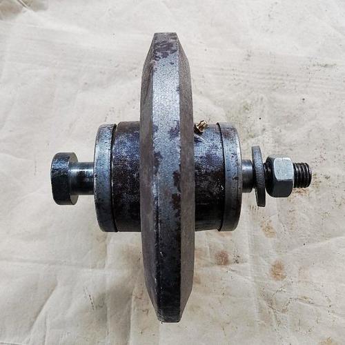 收割机旋耕机钻探机挖机直径21厘米窄齿履带张紧轮总成6305导向轮