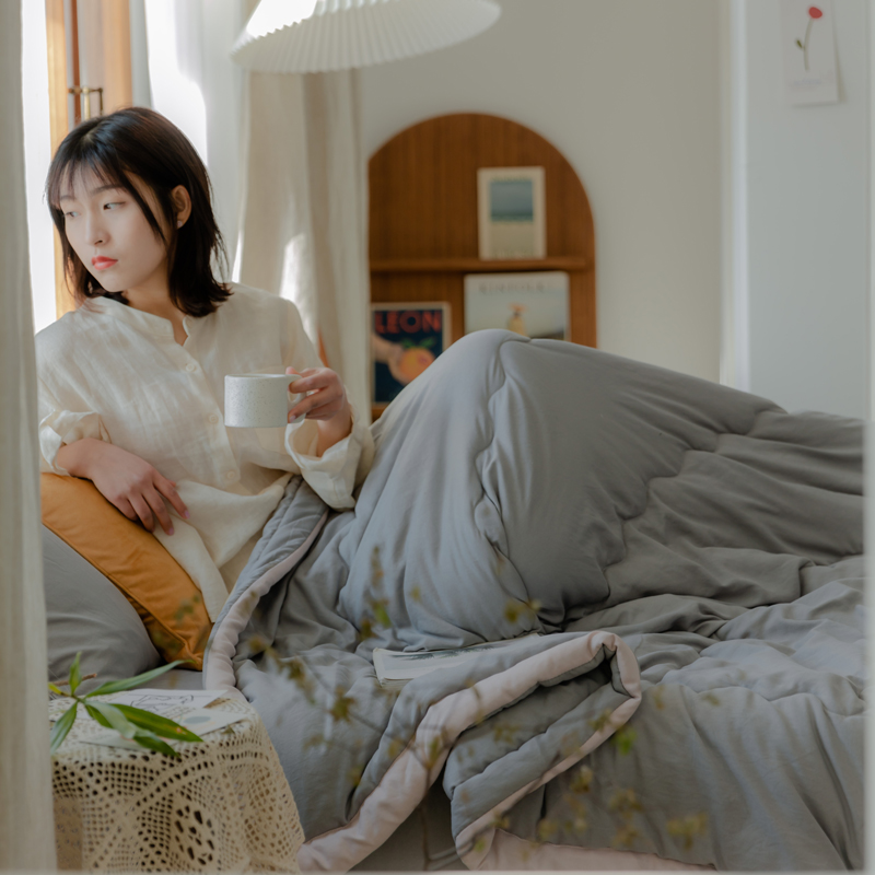 简约男生灰色耐脏单双人夏凉被夏季轻薄被子空调被四件套可机洗4