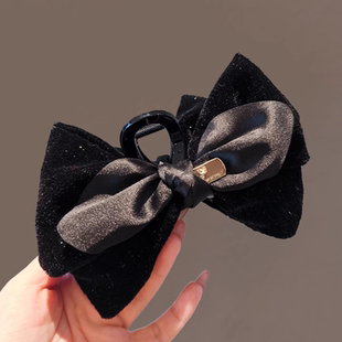 黑丝绒拼接缎面蝴蝶结抓夹女高级感发抓2026新款后脑勺盘发鲨鱼夹