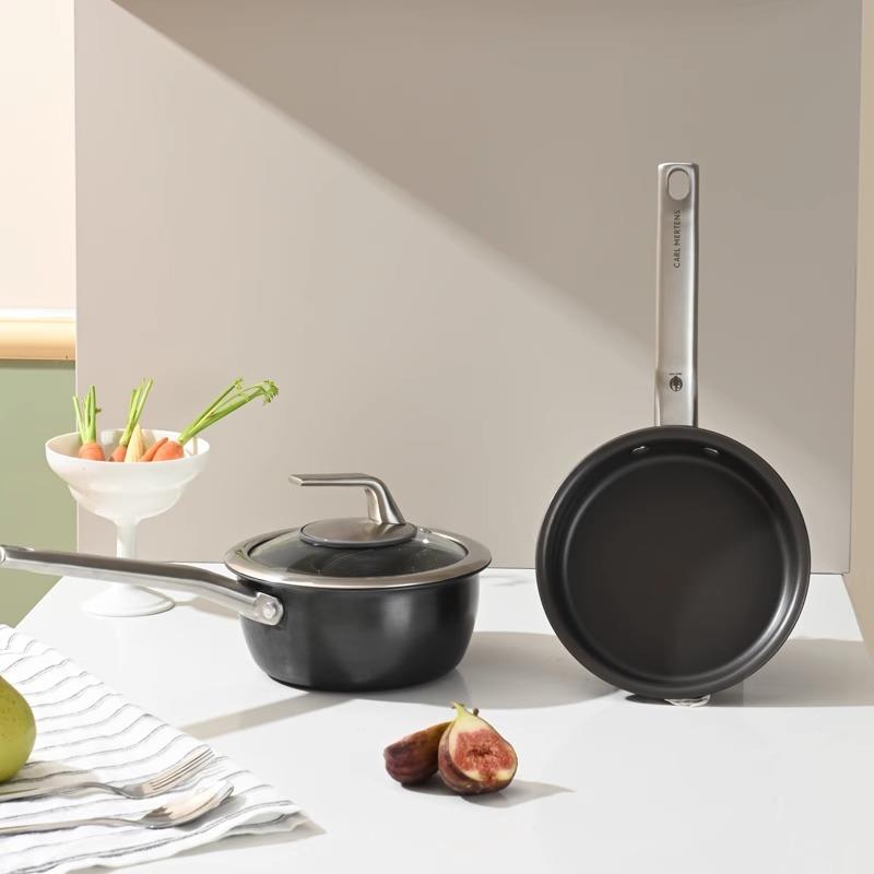 三头鹰宝宝辅食锅蒸煮一体奶锅平底锅辅食锅纯钛不粘锅健康无涂层