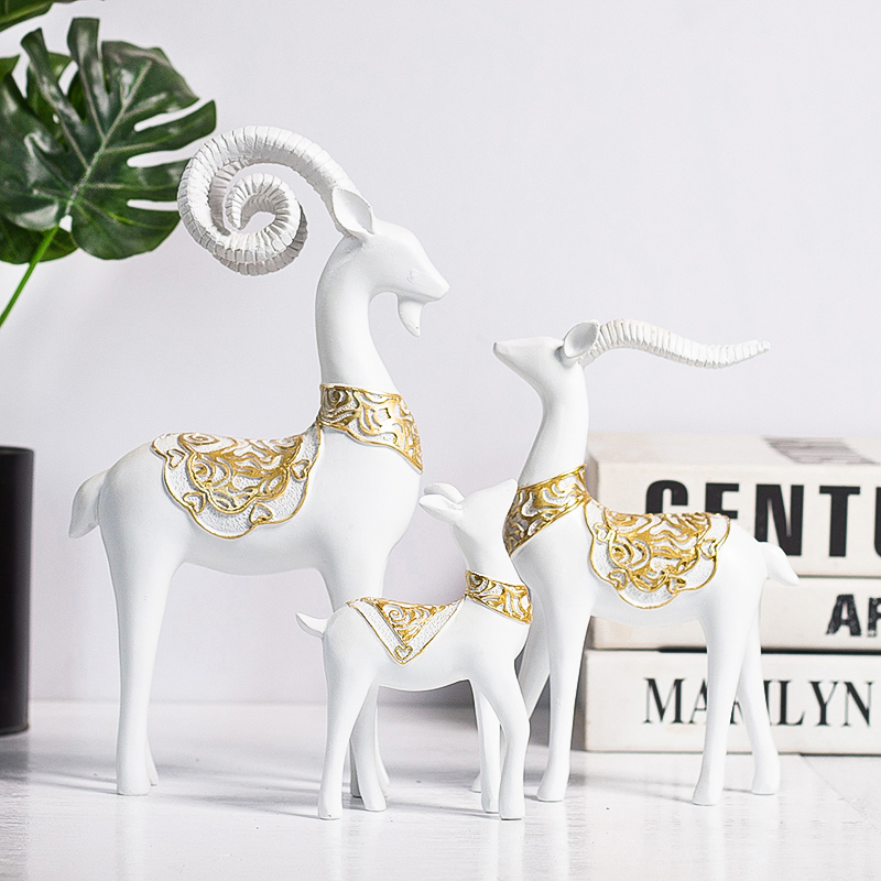 三羊开泰室内家居树脂山羊摆件客厅桌面I酒柜简约创意乔迁礼品装