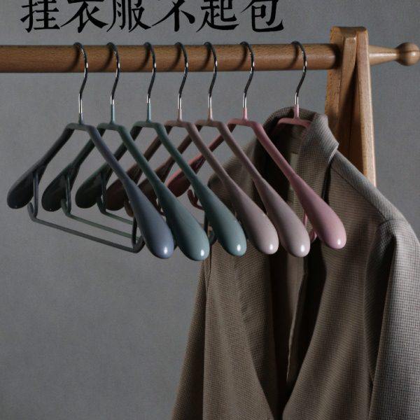 家用防滑金属浸彩色浸塑防滑衣架晾晒承重无痕款北欧宽肩型晾衣架