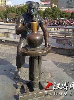 大型人物铜雕定制做玻璃钢采矿工铁路工人力拉货推车雕塑劳动小品