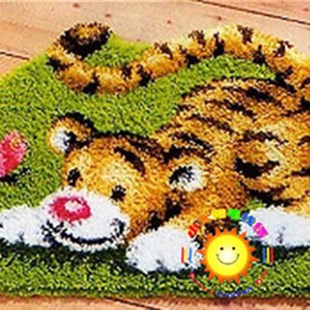 cc段段绣/毛线绣/地毯绣/绒绣/钩针绣/挂毯挂画坐垫 顽皮虎(2包邮