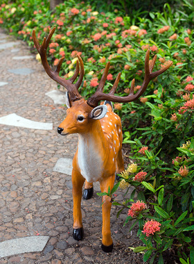 花园装饰 庭院仿真动物婚礼摄影道具树脂玻璃钢雕塑梅花鹿