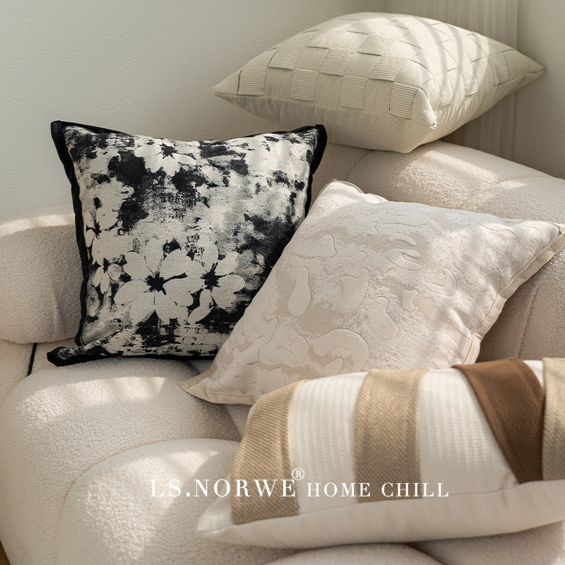 法式奶油风抱枕高级感样板间软装意式飘窗客厅沙发靠垫靠枕抱枕