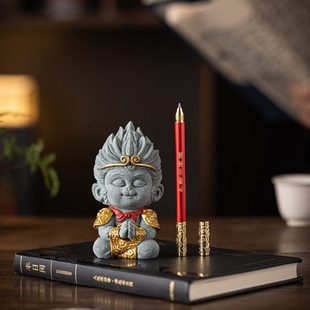 国潮孙悟空齐天大圣茶宠摆件创意金箍棒笔架笔搁礼品客厅桌面装饰