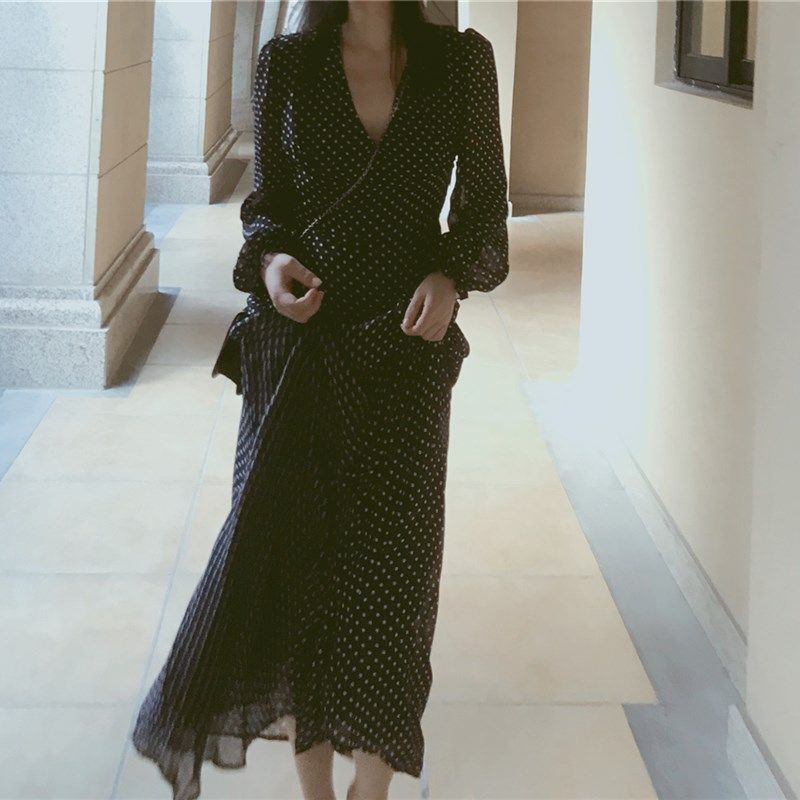 高个子连衣裙气质夏 超长款到脚踝内搭裙子 波点雪纺长袖v领长裙