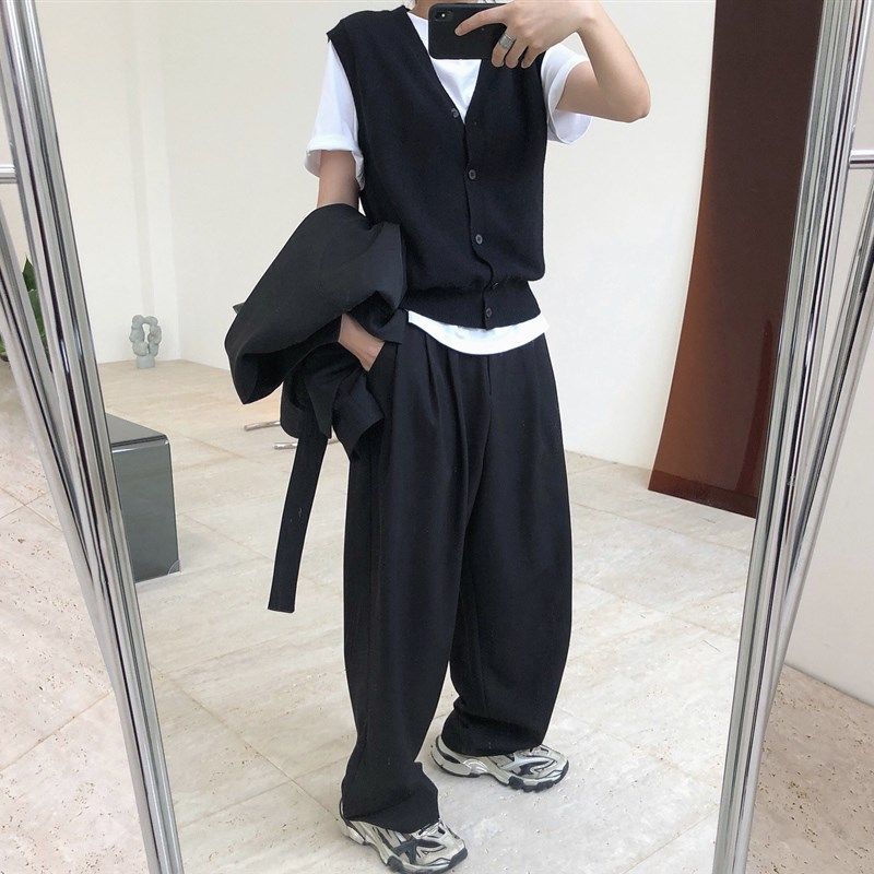 韩国针织黑色马甲女开衫春秋季新单排扣毛衣无袖背心外搭毛线复古