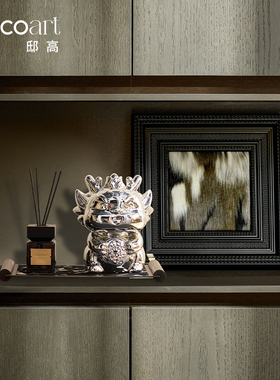 邸高家居办公室装修设计布置老板办公桌背景展示柜摆件装饰品陈列