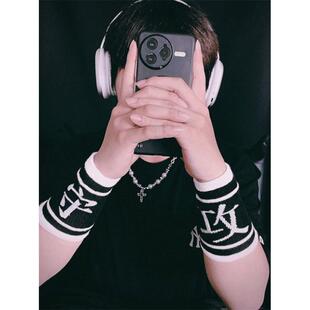 羽毛球攻守受护腕暗黑系炫酷遮疤男女护手腕运动吸汗擦汗篮球护腕