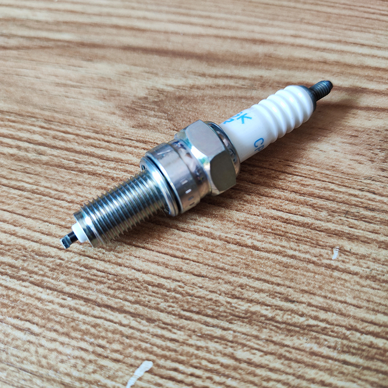 启典KD150-G1G2UU1U2Z2GK摩托车原厂电喷加长火花塞火嘴咀 配件