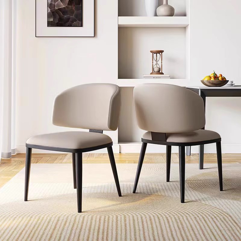 2024新款餐椅家用餐桌椅子靠背网红意式软包餐厅轻奢高级感餐凳子