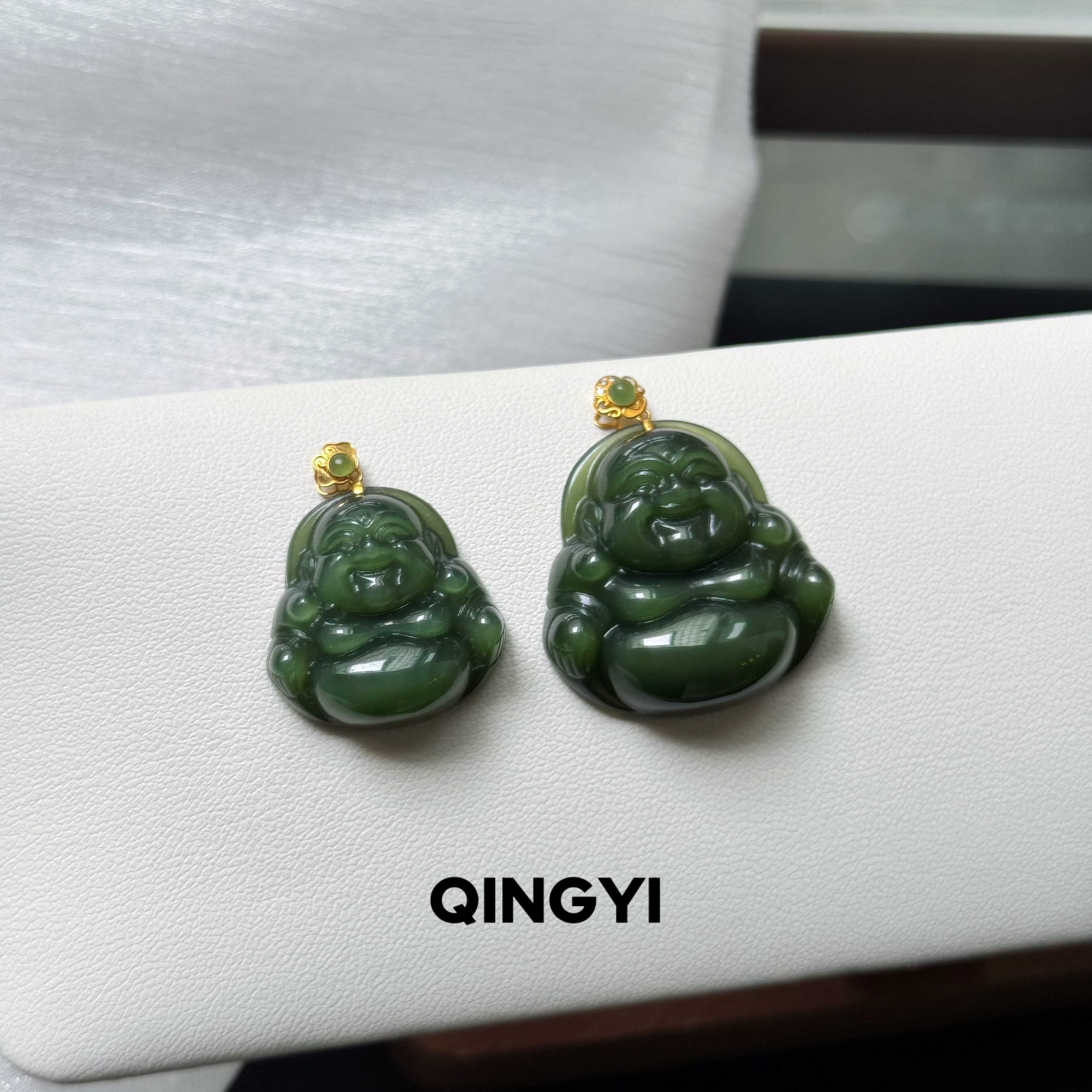 天然俄料和田玉碧玉猫眼佛公吊坠18k金女款弥勒佛玉石挂件送朋友