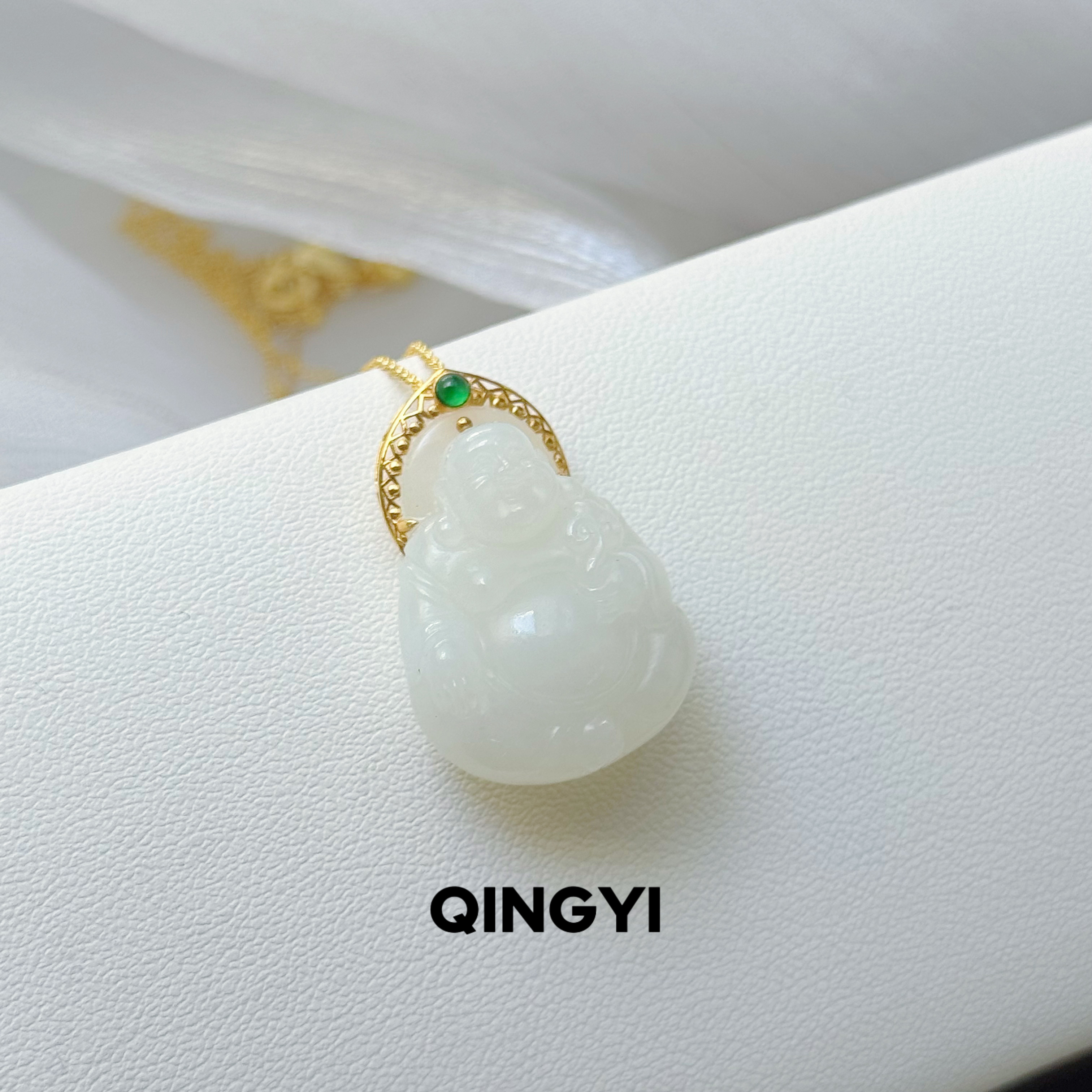 天然俄料和田玉羊脂白玉佛公吊坠18k金镶女款玉石挂件送朋友礼物