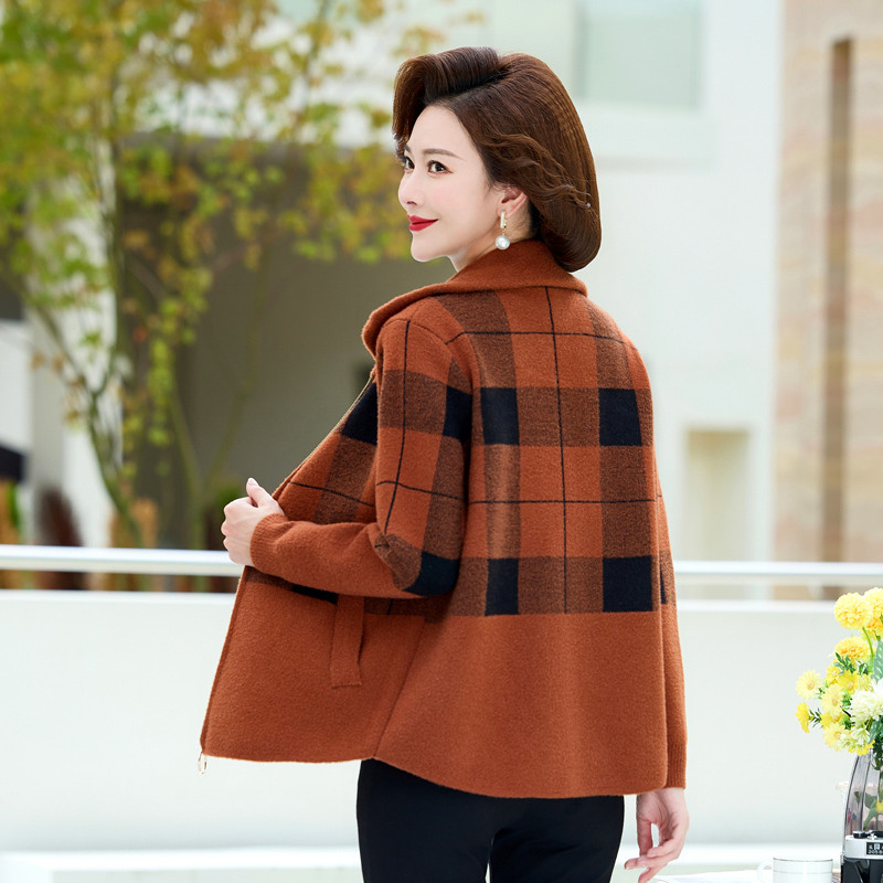 妈妈春装毛呢外套洋气高贵羊毛衫夹克新款中老年人女春秋上衣短款