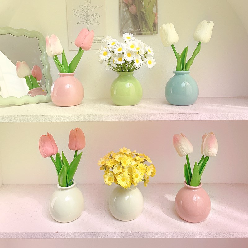 装饰摆件高级感小众陶瓷花小圆瓶办公室桌面玄关卧室客厅餐桌摆设