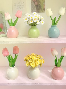 装饰摆件高级感小众陶瓷花小圆瓶办公室桌面玄关卧室客厅餐桌摆设