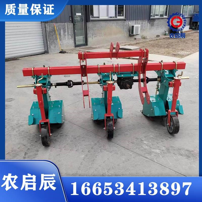 四轮拖拉机带除草机锄草机农用锄地松土中耕机旱田旋耕除草培土机