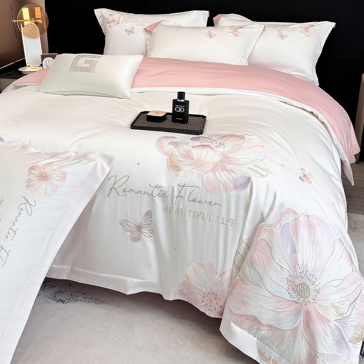 A类新疆长绒棉四件套纯棉刺绣宽边全棉被套床单柔软床上用品套件